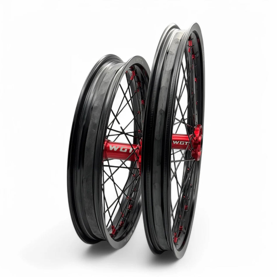 WGT Ultra Bee 21 - 18 Wheels - Pinned Electric