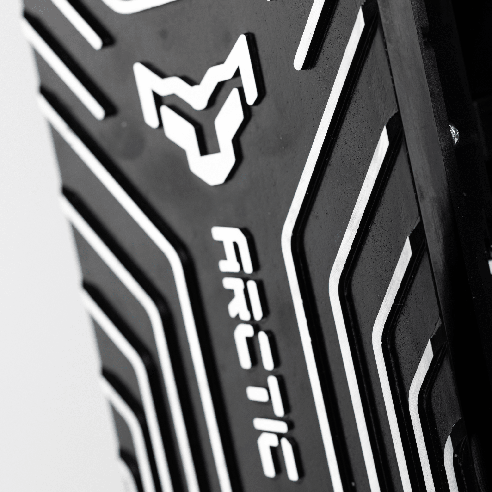 Arctic Leopard XE PRO R - Pinned Electric