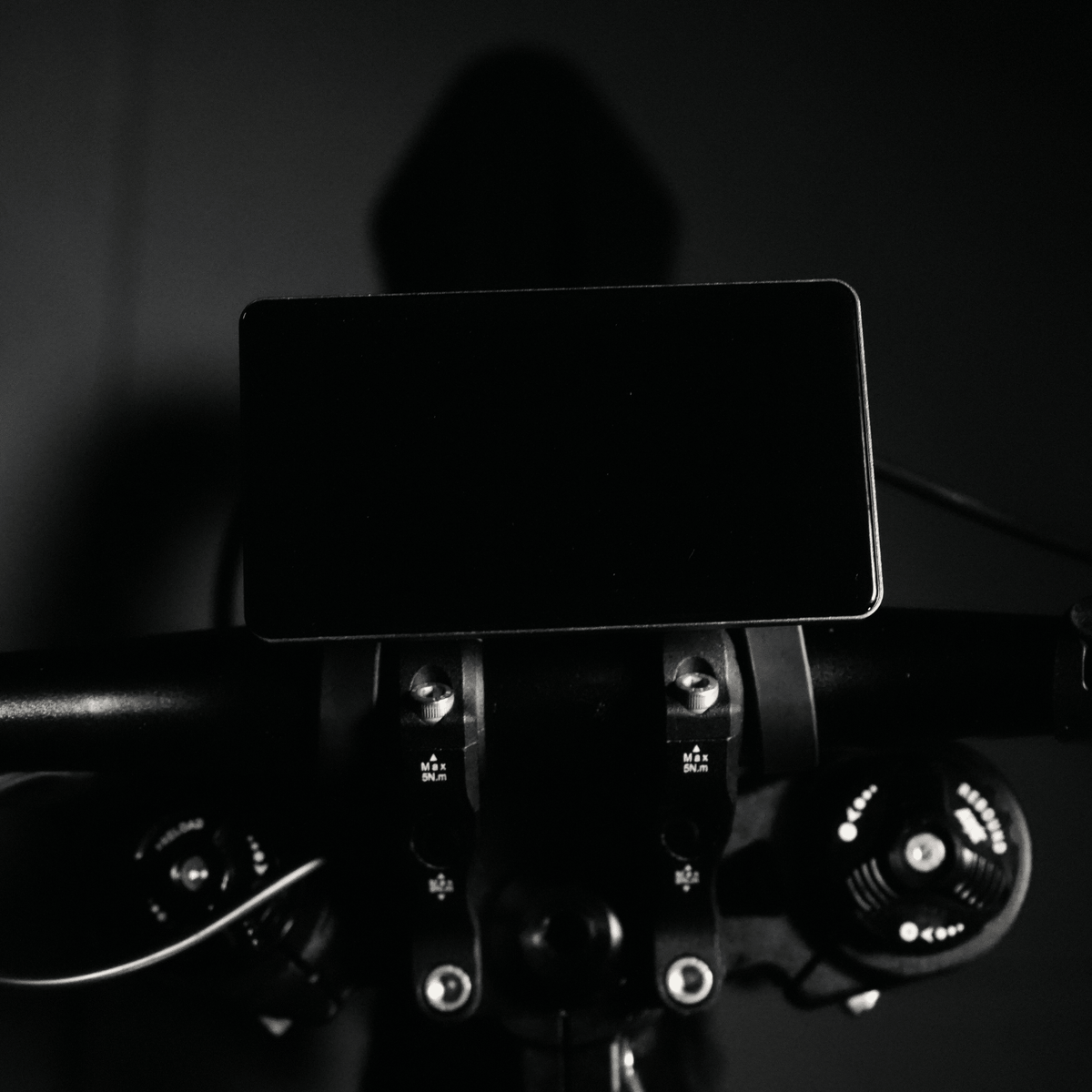 Arctic Leopard XF - Pinned Electric