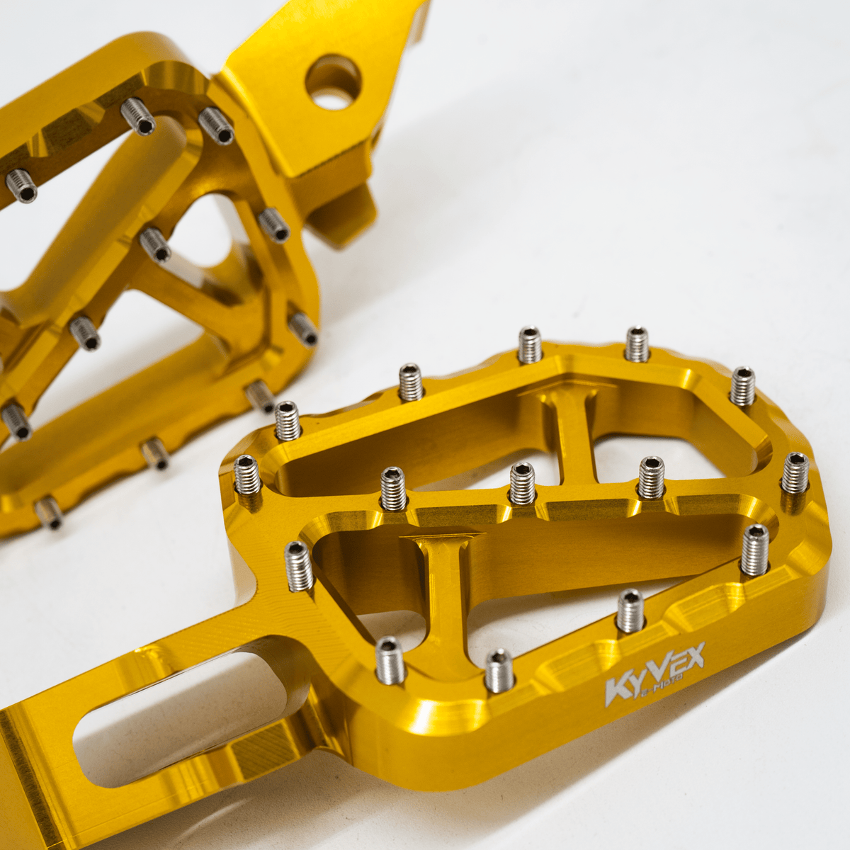 KyVex Billet Wide Foot Pegs - Ultra Bee Compatible - Pinned Electric