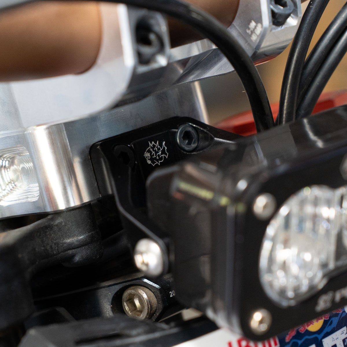 Prickly Motorsports S2 Headlight Mount - Pinned Electric