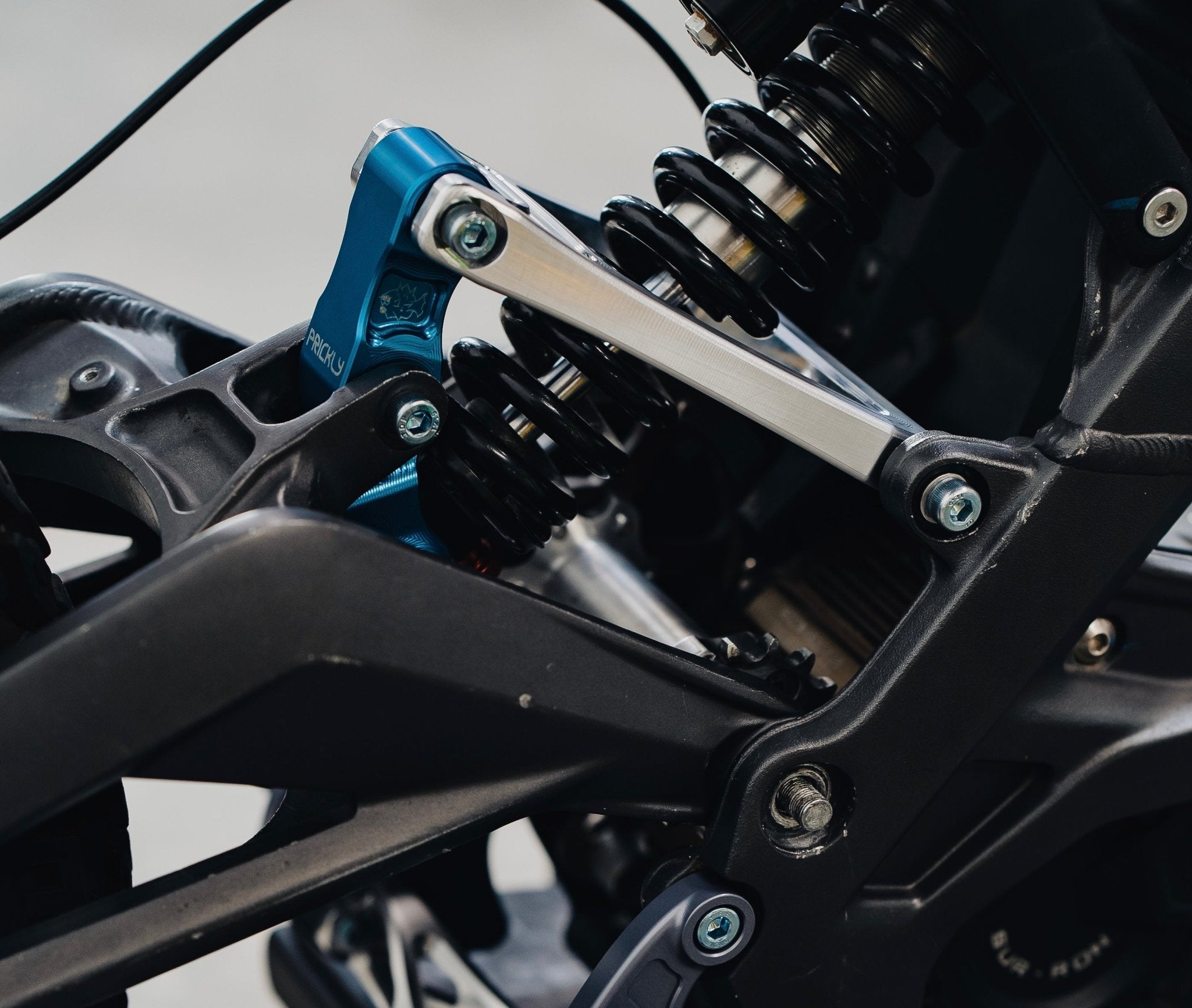 Prickly Motorsports Suspension Triangle - Pinned Electric
