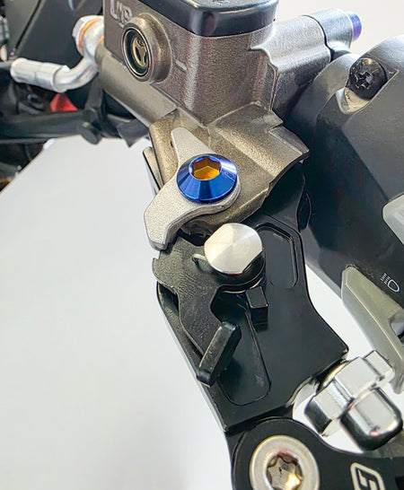Shorty Style Ultra Bee Lever Pivot Bolts – Titanium Upgrade (Collective) - Pinned Electric