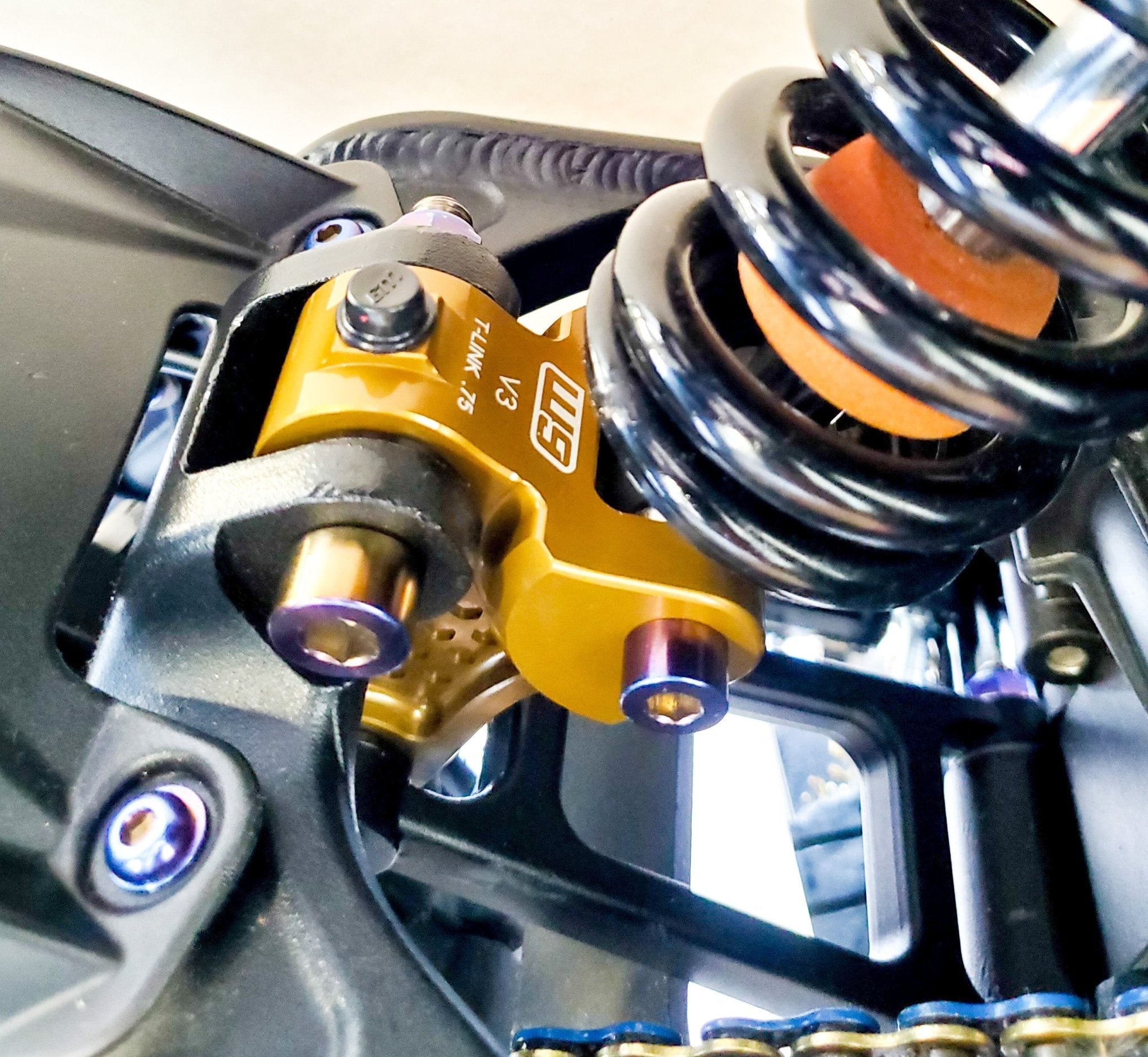 Talaria Sting linkage (Collective) - Pinned Electric