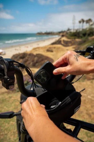 Thrill Seekers Bar Bag - Pinned Electric