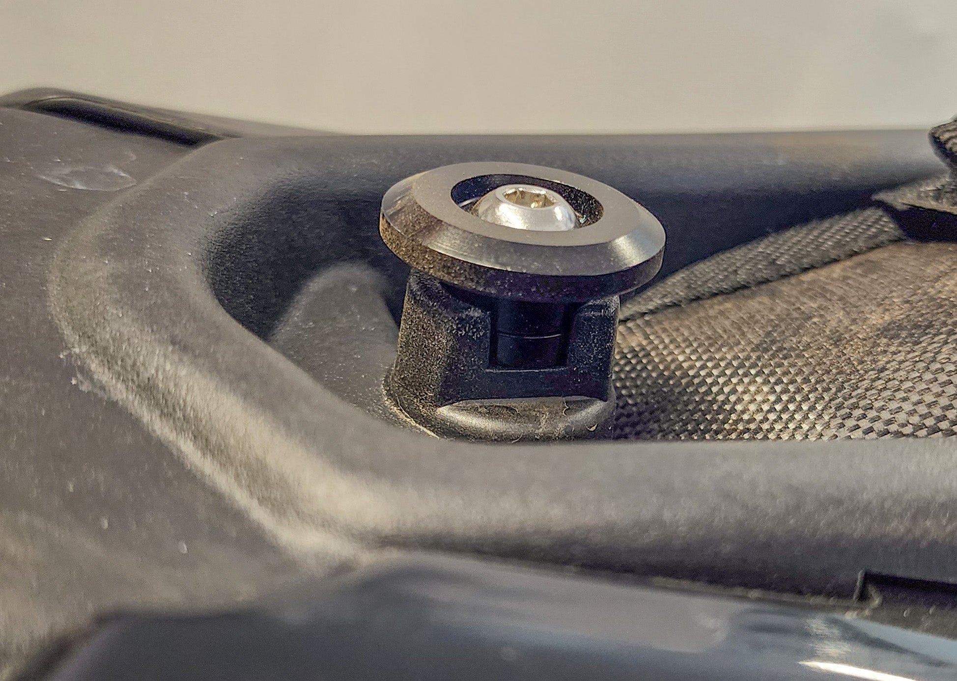 Ultra Bee Seat Spacer (Collective) - Pinned Electric